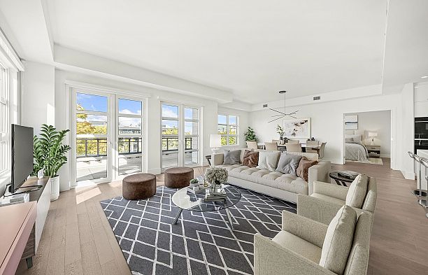 504 6168 East Boulevard Kerrisdale