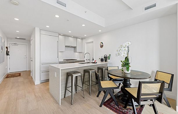 408 7638 Cambie Street Marpole