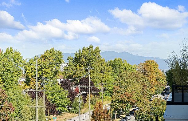 504 6168 East Boulevard Kerrisdale