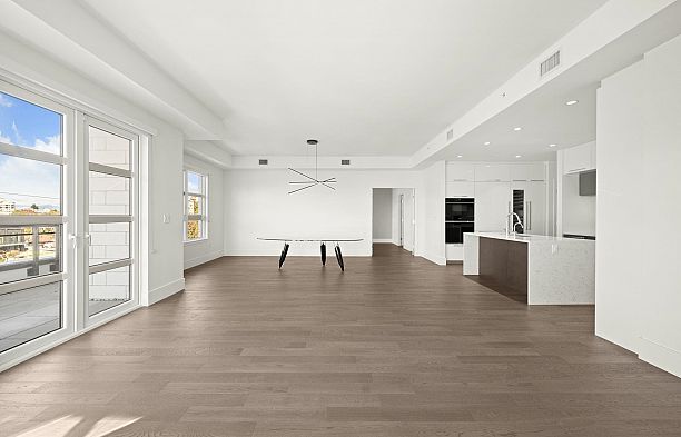 504 6168 East Boulevard Kerrisdale