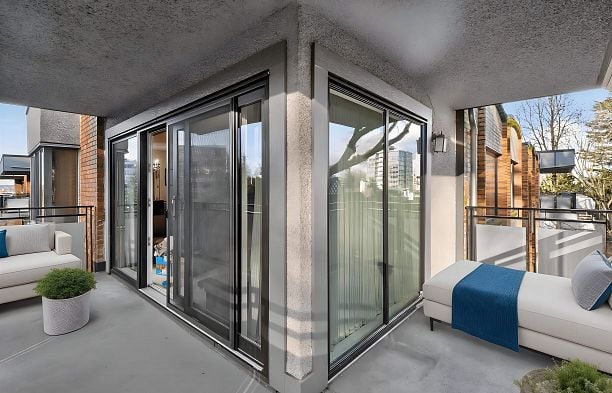 605 1405 W 15th Avenue Fairview VW