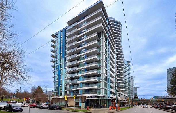 402 8238 Lord Street Marpole