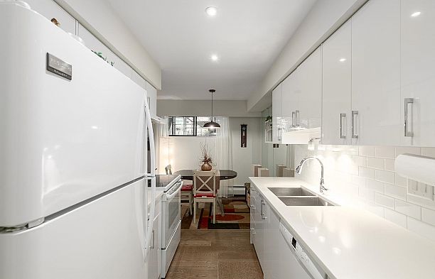 218 2320 W 40th Avenue Kerrisdale