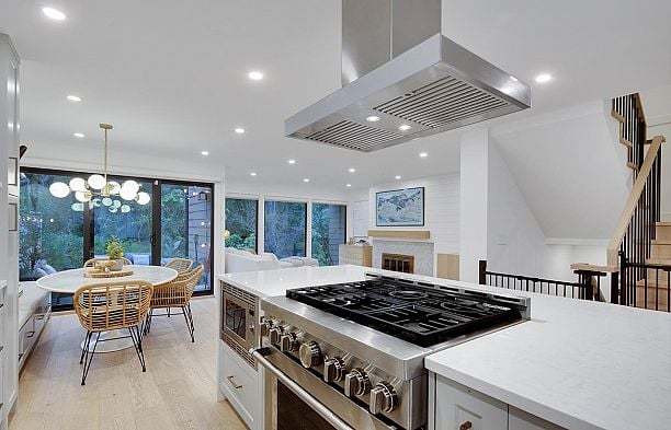 2159 Mcmullen Avenue Quilchena