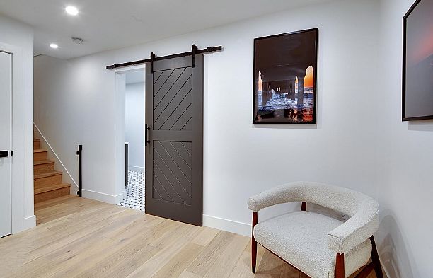 2159 Mcmullen Avenue Quilchena