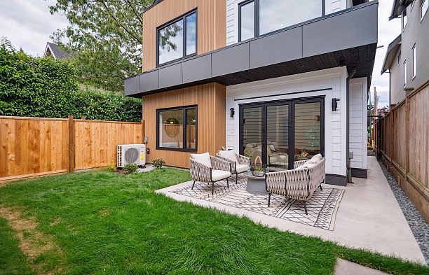 #2 1079 E 14th Avenue Mount Pleasant VE