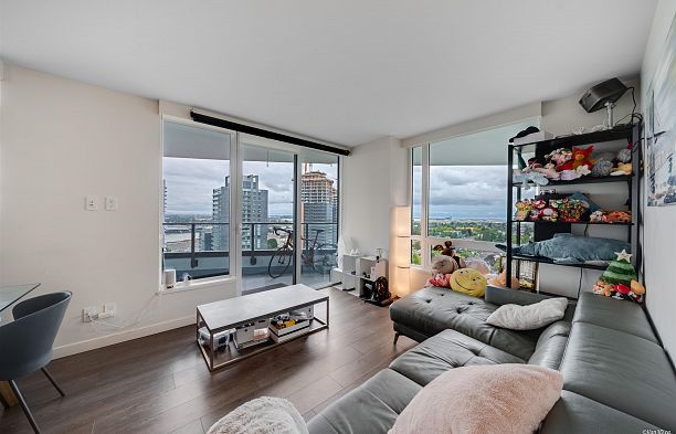 2401 8189 Cambie Street Marpole