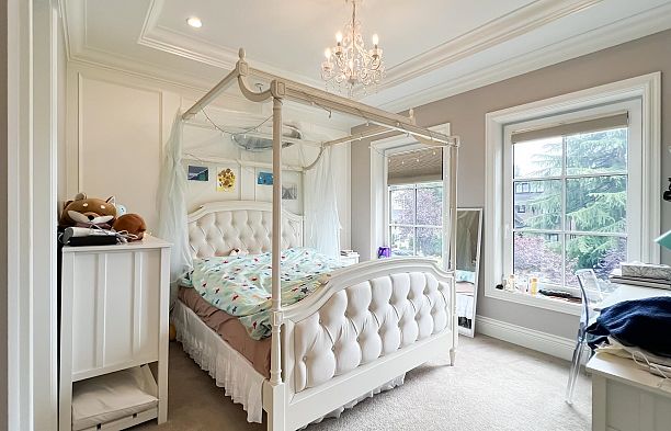 2071 W 36th Avenue Quilchena