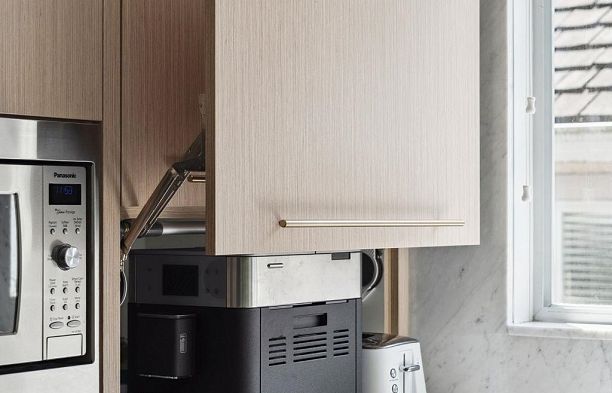 5921 Ontario Street Oakridge VW