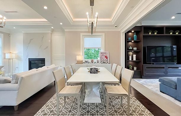 2071 W 36th Avenue Quilchena