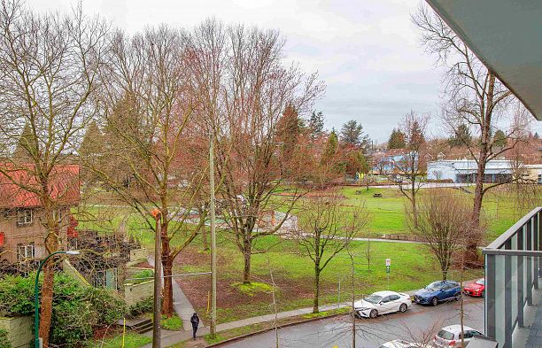 402 8238 Lord Street Marpole