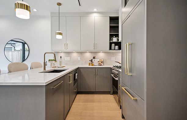 #2 1079 E 14th Avenue Mount Pleasant VE