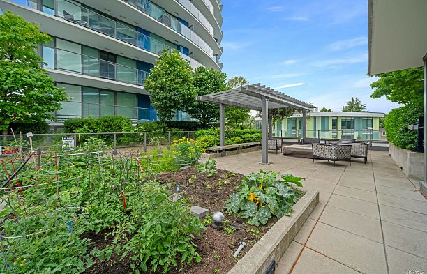 2401 8189 Cambie Street Marpole