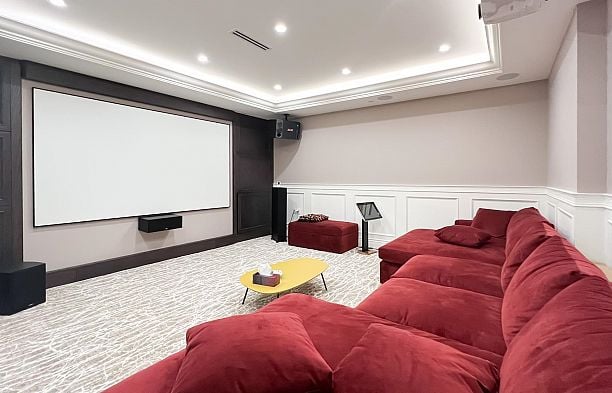 2071 W 36th Avenue Quilchena