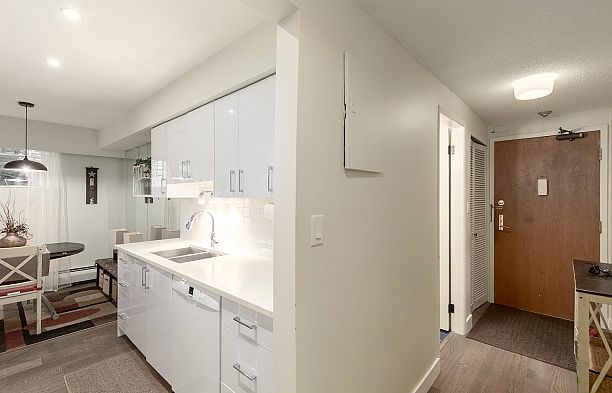 218 2320 W 40th Avenue Kerrisdale