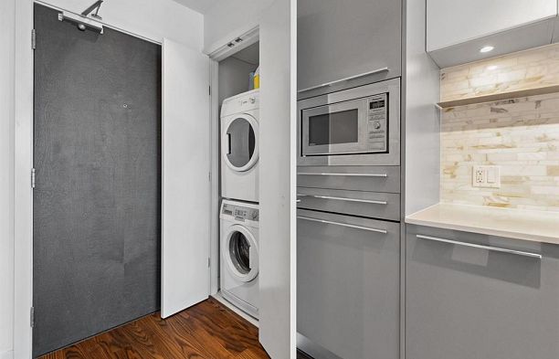 3003 8131 Nunavut Lane Marpole