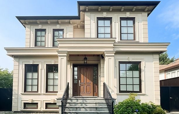 2071 W 36th Avenue Quilchena