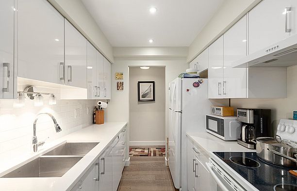 218 2320 W 40th Avenue Kerrisdale