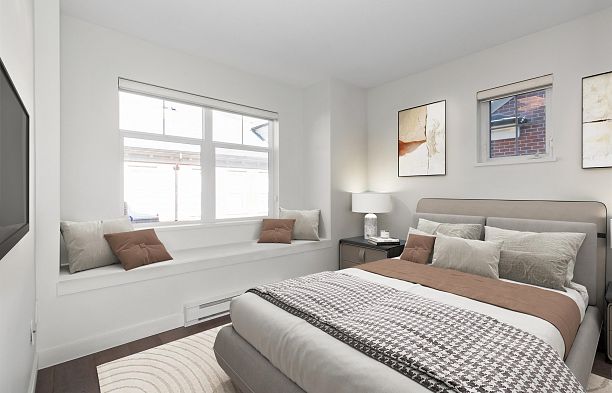 765 W 42nd Avenue Oakridge VW