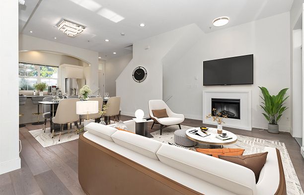 765 W 42nd Avenue Oakridge VW