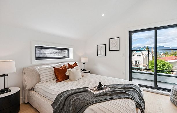 #2 1079 E 14th Avenue Mount Pleasant VE