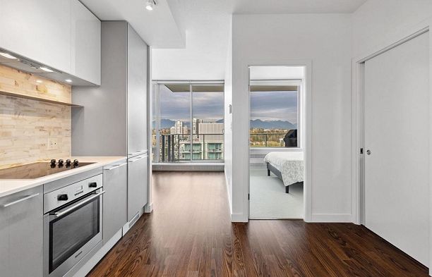 3003 8131 Nunavut Lane Marpole