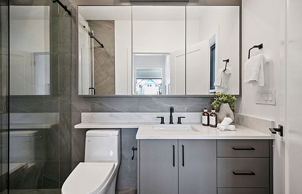 #2 1079 E 14th Avenue Mount Pleasant VE