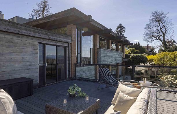 5012 Maple Street Quilchena