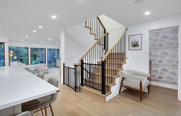 2159 Mcmullen Avenue Quilchena