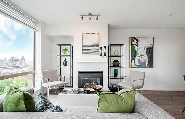 1102 1316 W 11th Avenue Fairview VW