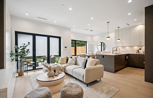 #2 1079 E 14th Avenue Mount Pleasant VE