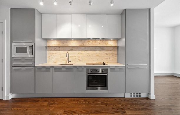 3003 8131 Nunavut Lane Marpole