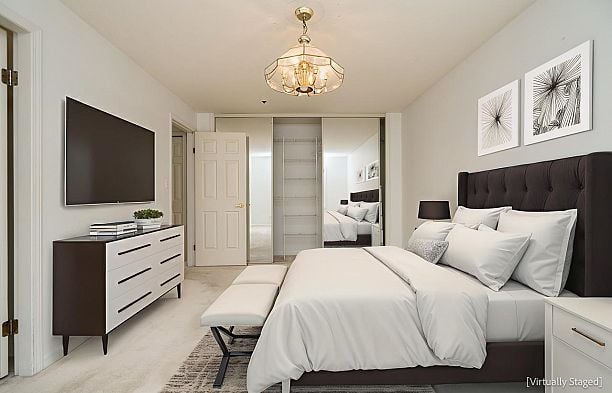 1796 W 14th Avenue Fairview VW