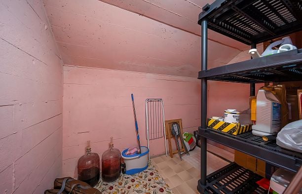 676 W 53rd Avenue South Cambie