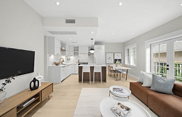 1458 W 45th Avenue South Granville