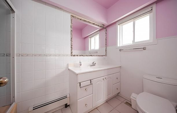 676 W 53rd Avenue South Cambie