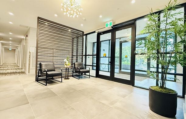 302 6859 Cambie Street South Cambie