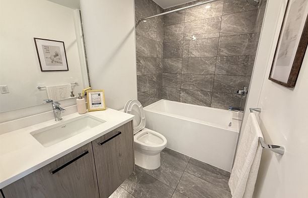 302 6859 Cambie Street South Cambie