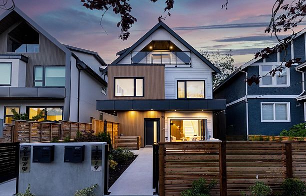 #1 1079 E 14th Avenue Mount Pleasant VE