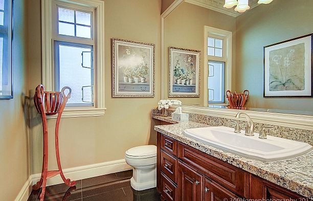 6981 Laurel Street South Cambie