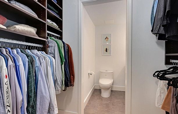 102 1266 W 13th Avenue Fairview VW