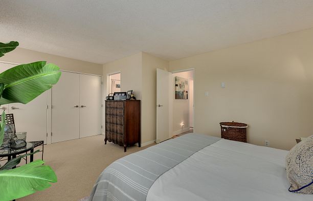 4035 Springtree Drive Quilchena