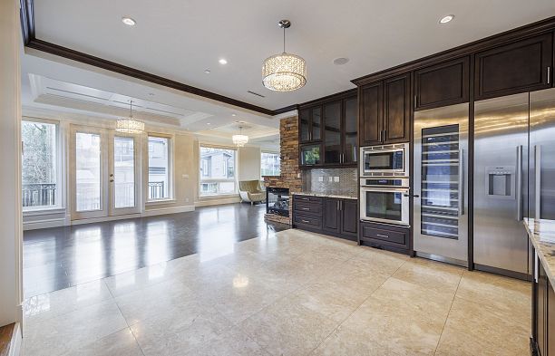 4482 Brakenridge Street Quilchena