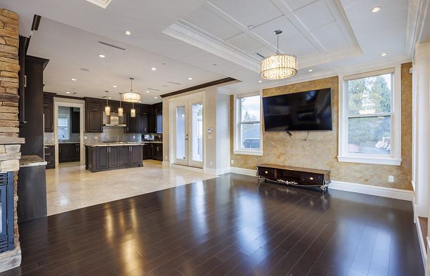 4482 Brakenridge Street Quilchena