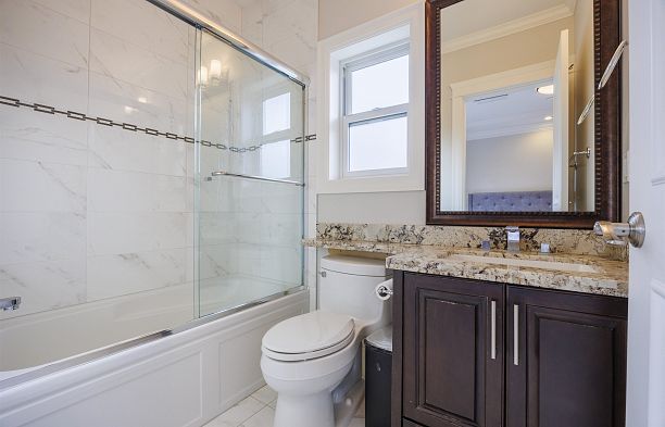 4482 Brakenridge Street Quilchena