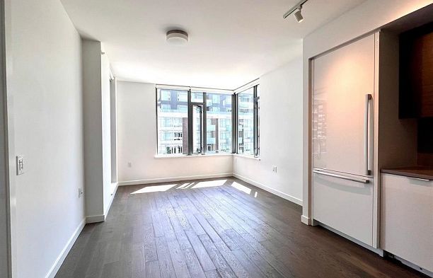 407 1678 Pullman Porter Street Mount Pleasant VE