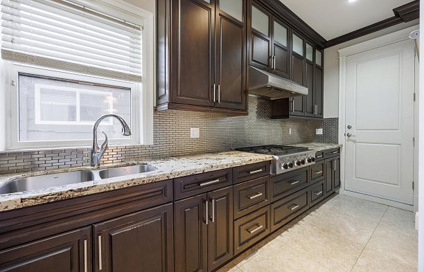 4482 Brakenridge Street Quilchena