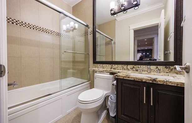 4482 Brakenridge Street Quilchena