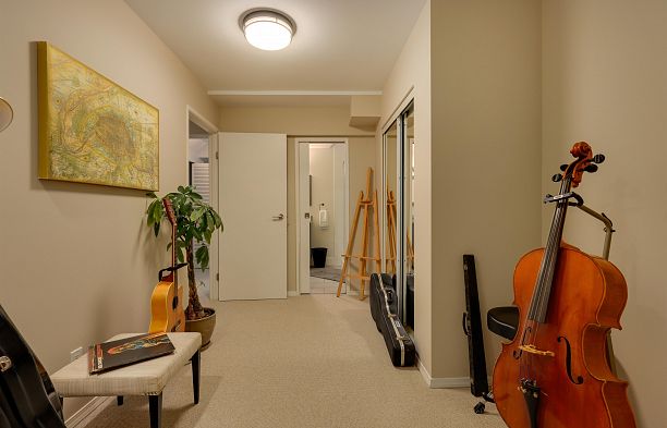 4035 Springtree Drive Quilchena