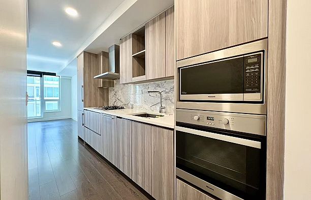 708 455 SW Marine Drive Marpole